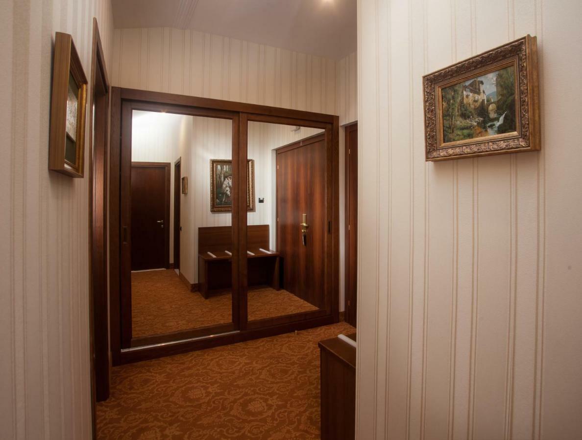 Hotel Otrada Odessa Extérieur photo